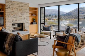 Genoa - Sleeps 6 - Lakefront Apartment